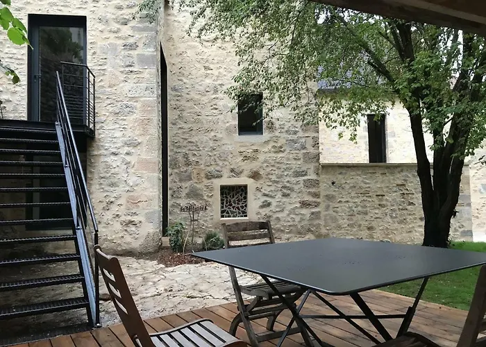 Les Jardins Sauvages 3*